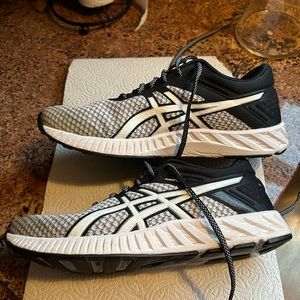 Asics OrthoLite fuseXLyte ladies sneakers size 10